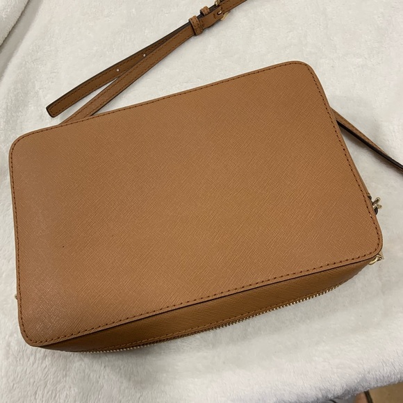 NWT Michael Kors Jet Set Leather Crossbody Bag - Picture 6 of 6